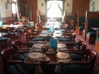 Covenanters Inn Дингуол Екстериор снимка